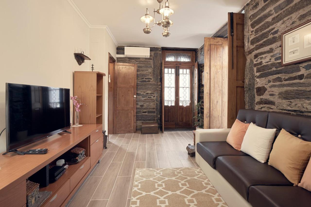 Casa Do Largo Da Igreja Holiday home *
